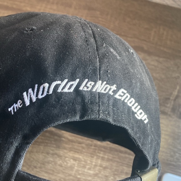 Vintage 007 James Bond “The World Is Not Enough”  Movie Promo Hat Black - Picture 10 of 11